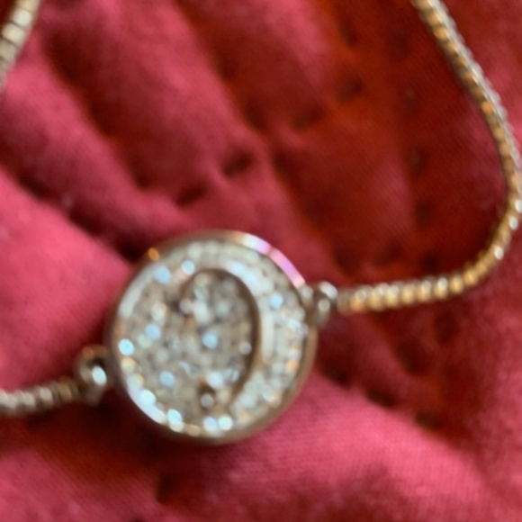 "C" bracelet with silver chain, and clear stones - Picture 7 of 9